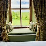 Wild Honey Pensionat 4*